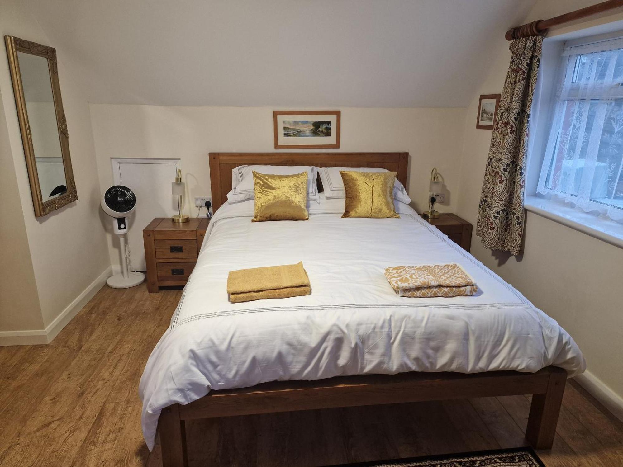 Woodvale Bungalow Little Haven Eksteriør bilde