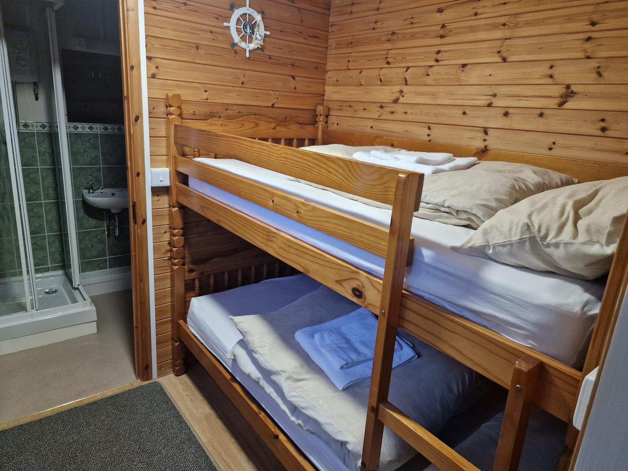 Woodvale Bungalow Little Haven Eksteriør bilde